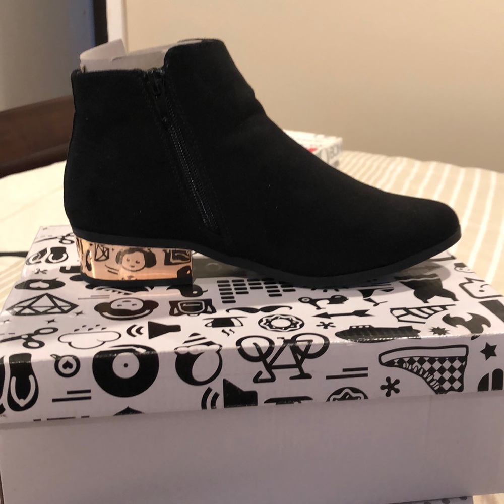 Gold heel booties